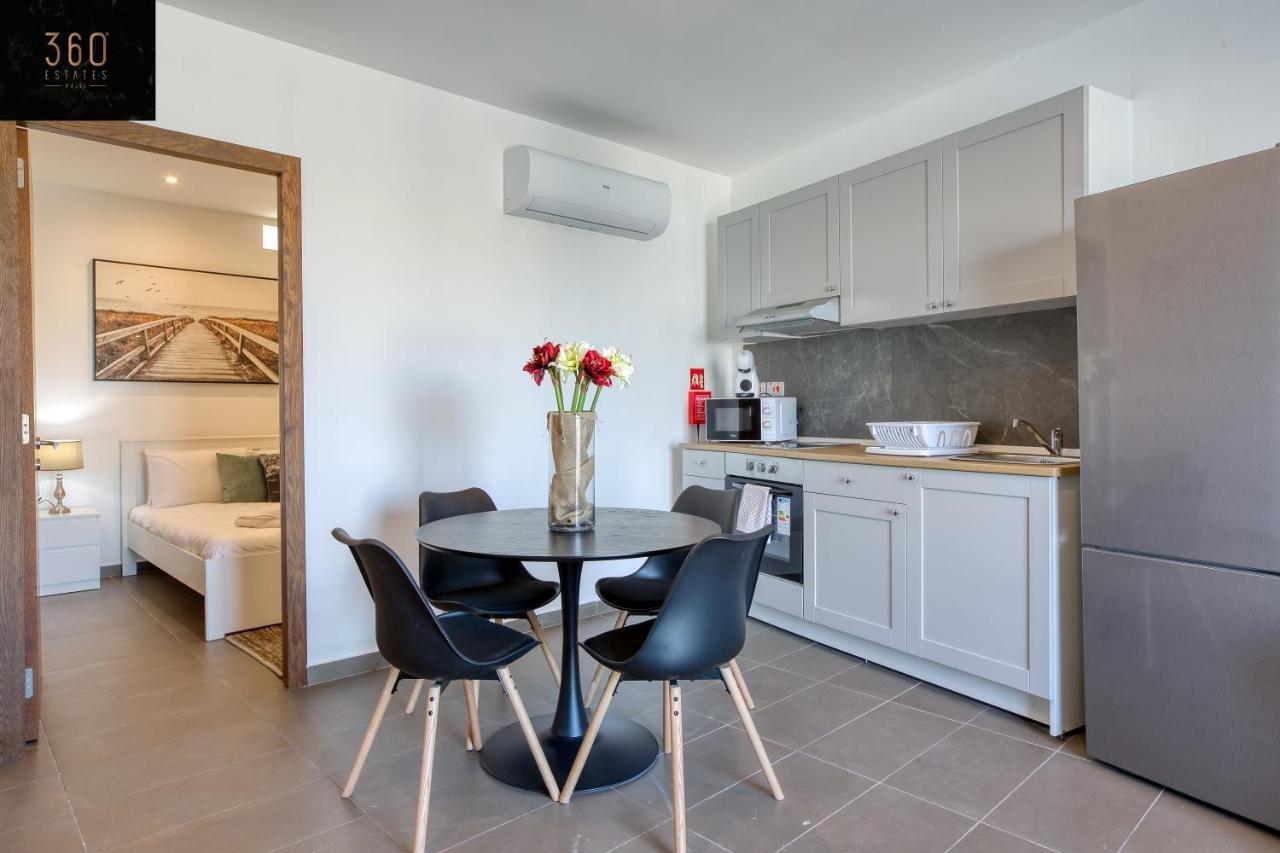 Gzira'S Seashore Stayaway Close To Manuel Island מראה חיצוני תמונה
