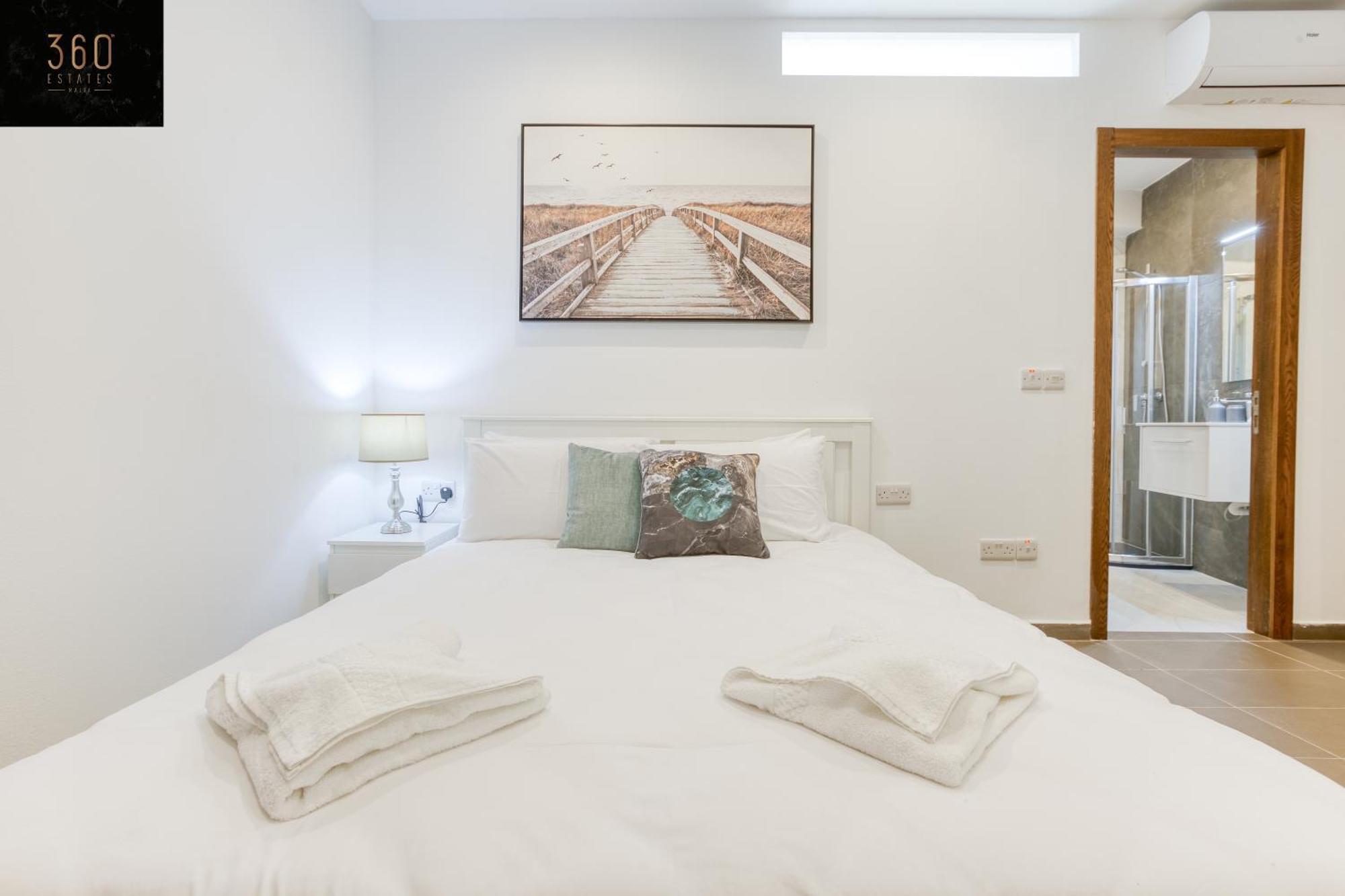 Gzira'S Seashore Stayaway Close To Manuel Island מראה חיצוני תמונה